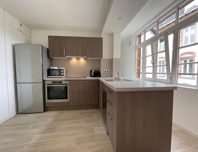 Louise De La Maison Saint-josse